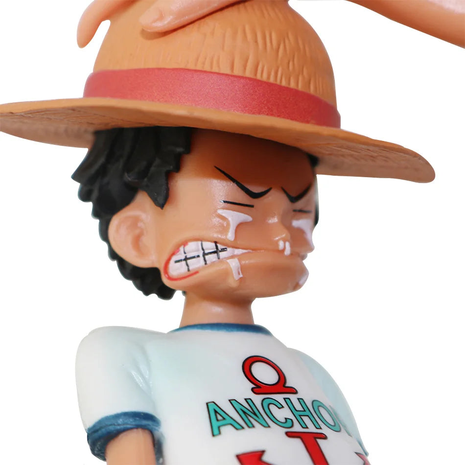 Figurine One Piece 18 cm – Shanks, Luffy